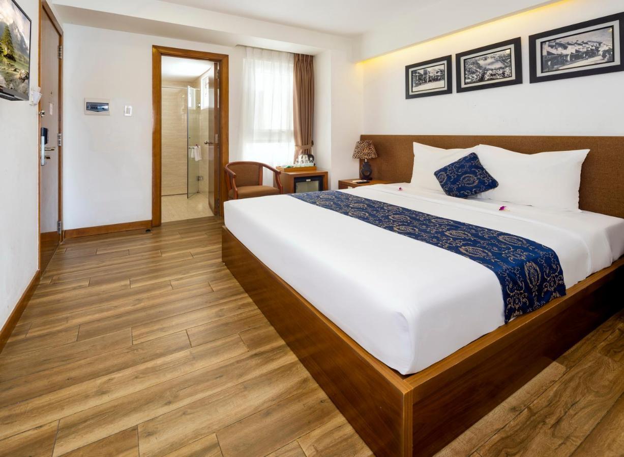 Saphia Hotel ニャチャン エクステリア 写真